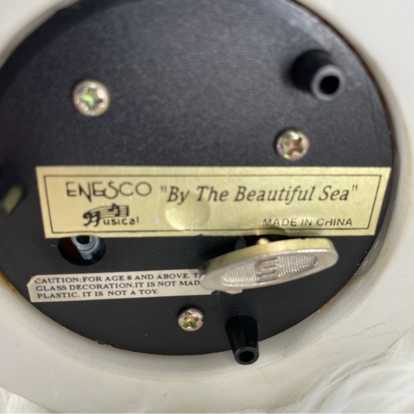 Precious Moments Snow Globe Noahs Ark By The Beautiful Sea Plays Music - Picture 4 of 4